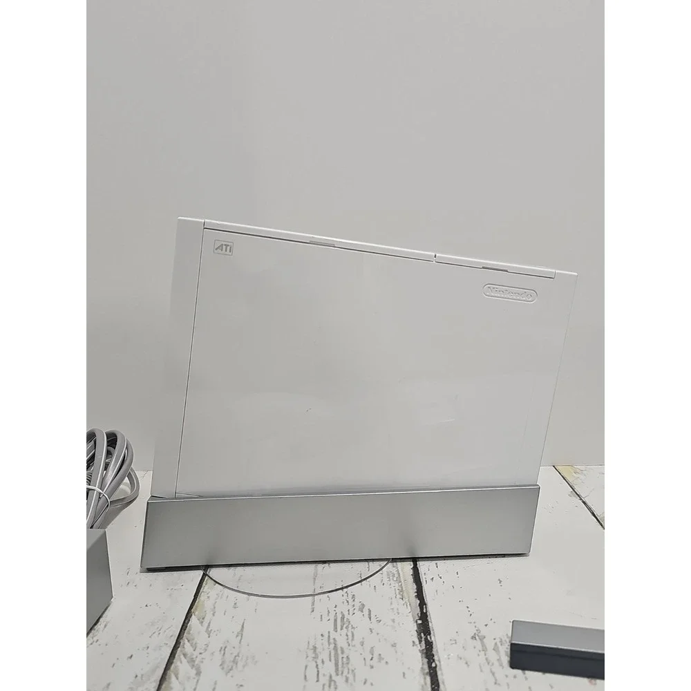 Nintendo Wii Console - White With 1 Controller